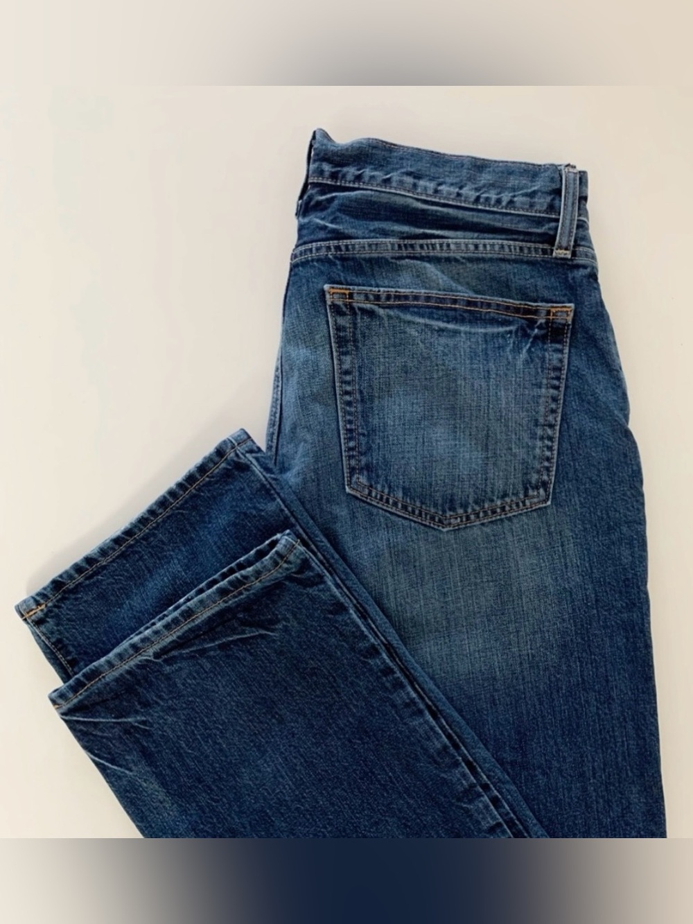 Cremieux Men's Straight Leg Denim Jeans ~ 33